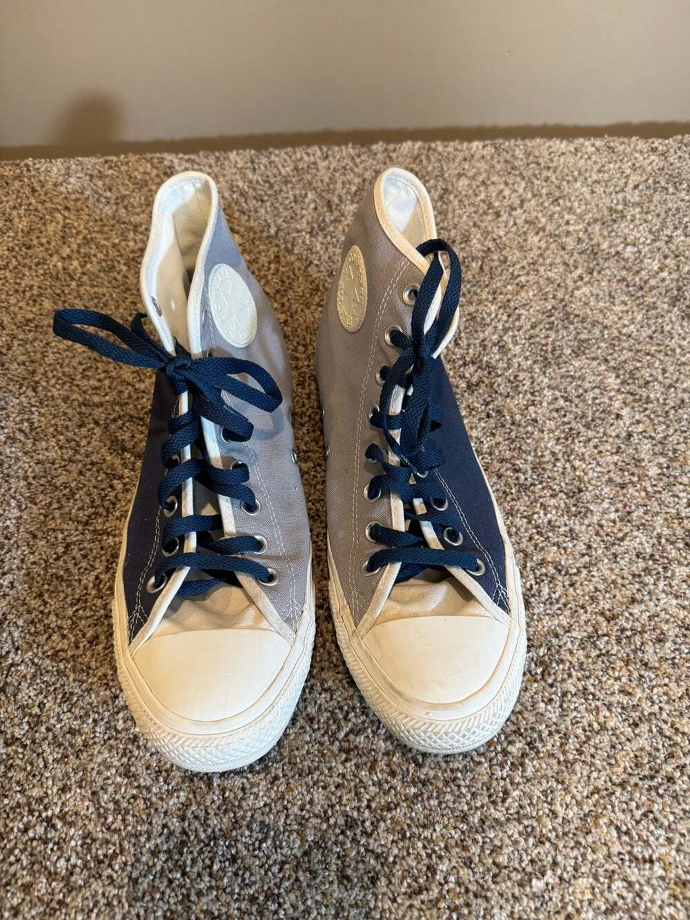 Converse Chuck Taylor All Star High Size 9 Grey Navy Sneakers